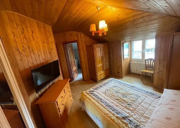 Cerca De La Granja Apartment *